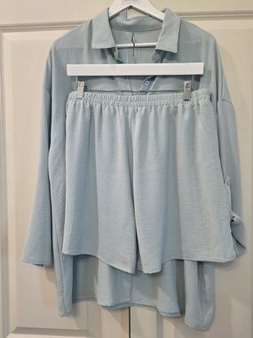 Women's Light Blue Elastic Waist Pull-On Short Set